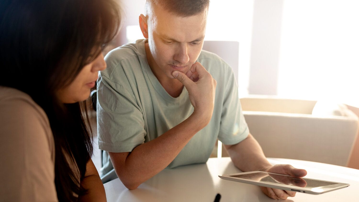 errors and omissions insurance client reviewing documents